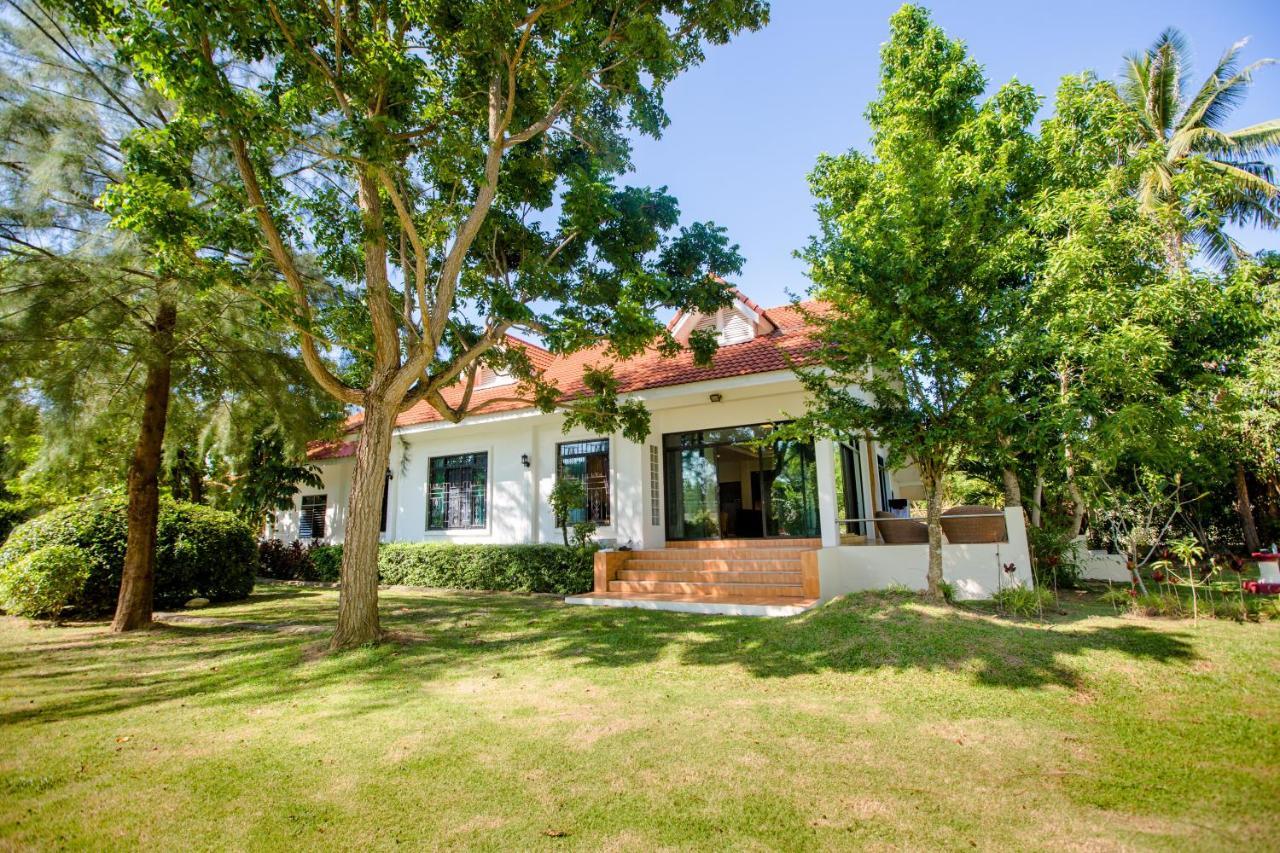 Villa Miracle Rawai Kültér fotó