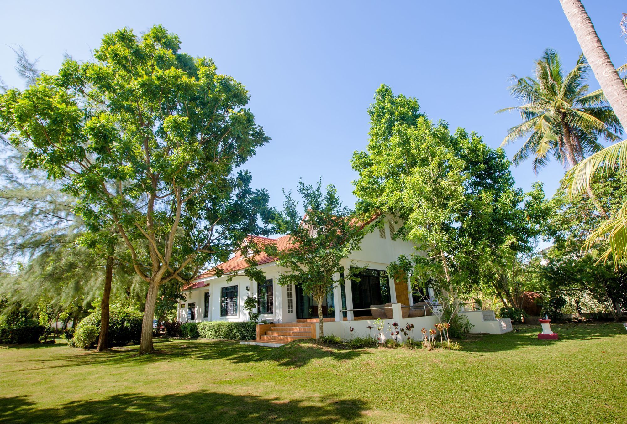 Villa Miracle Rawai Kültér fotó